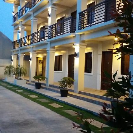 טקלובן Veranda Residence Inn מראה חיצוני תמונה